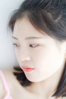 《潮湿小内裤》在线观看